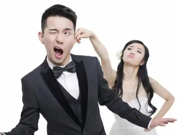 温州市私家侦探公司；夫妻共同的房产离婚如何变成一个人的